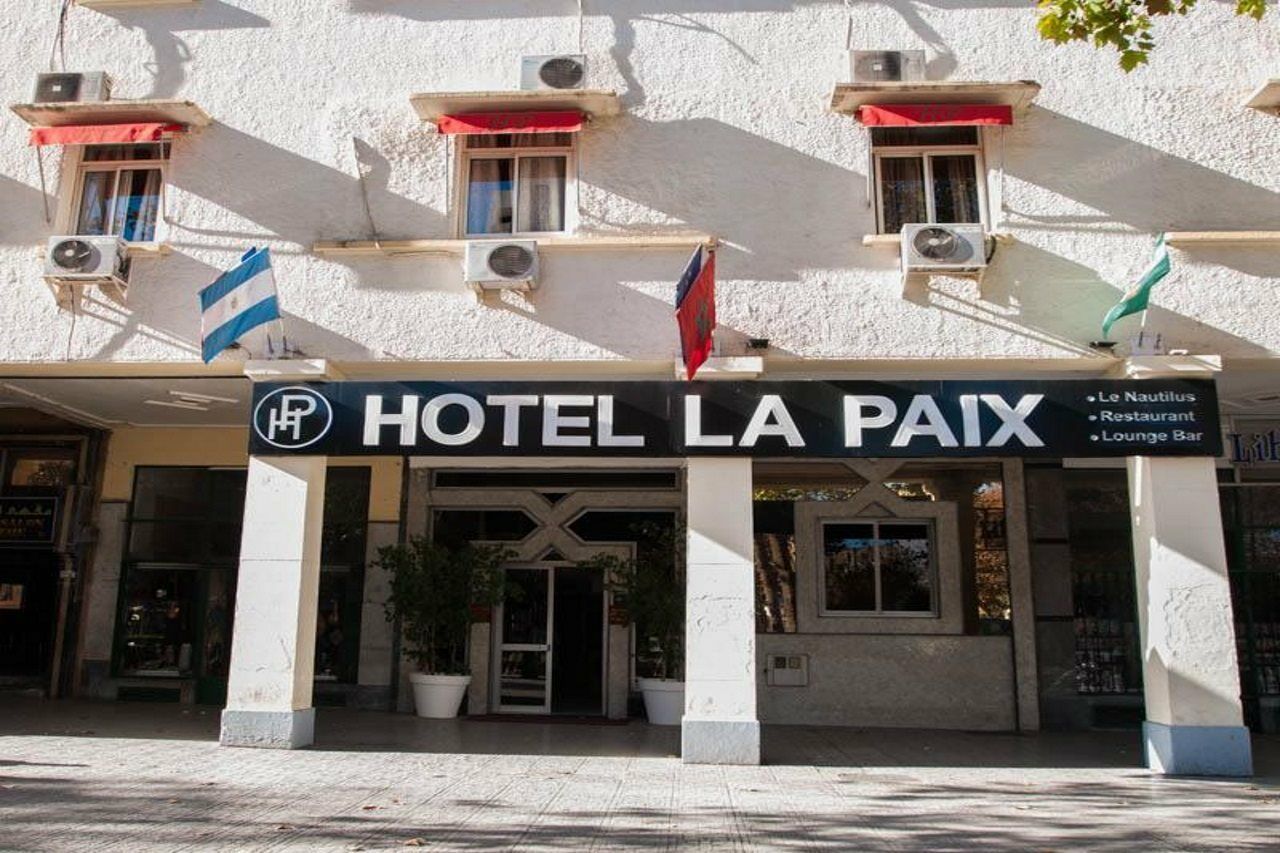 Hotel De La Paix Fes Exterior photo